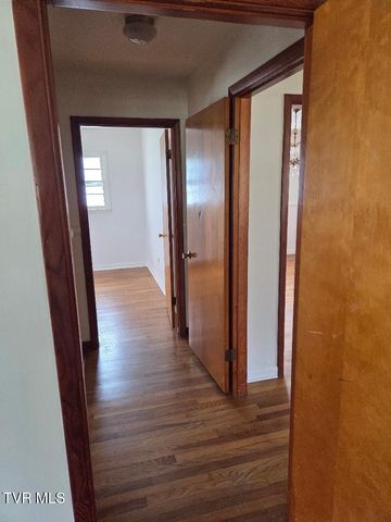 122 Dennis Cove Road, Hampton, TN 37658