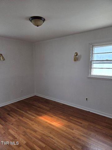 122 Dennis Cove Road, Hampton, TN 37658