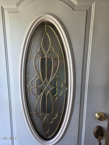 122 Dennis Cove Road, Hampton, TN 37658