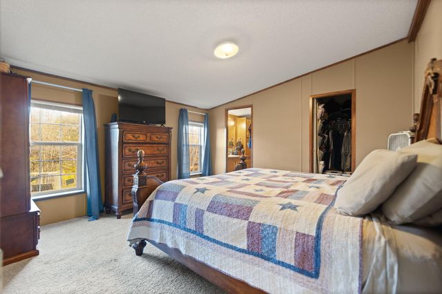 2338 Cemetery Road, Waynesburg, KY 40489