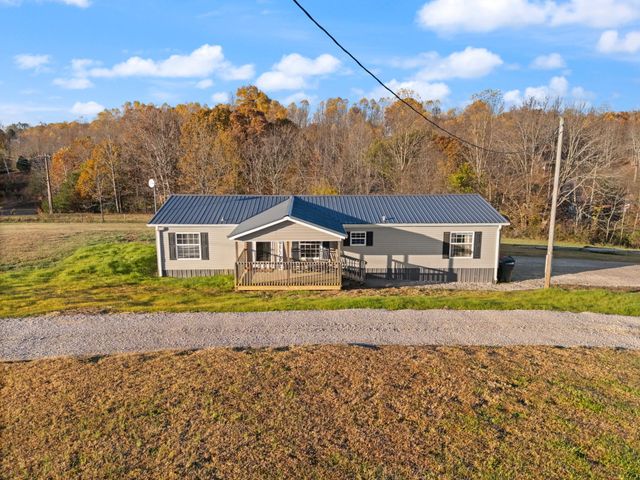 2338 Cemetery Road, Waynesburg, KY 40489