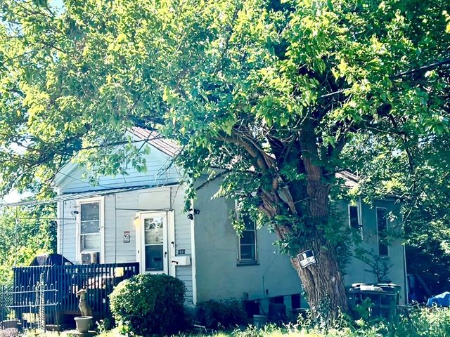 1011 Foraker Avenue, Cincinnati, OH 45206