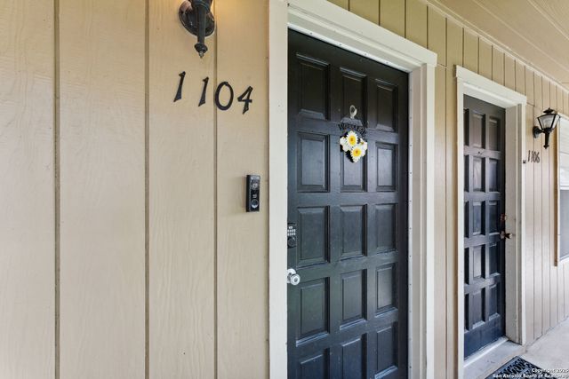 923 Vance Jackson Rd Apt 1104, San Antonio, TX 78201