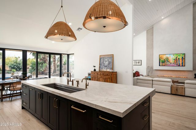 5301 E YUCCA Street, Scottsdale, AZ 85254