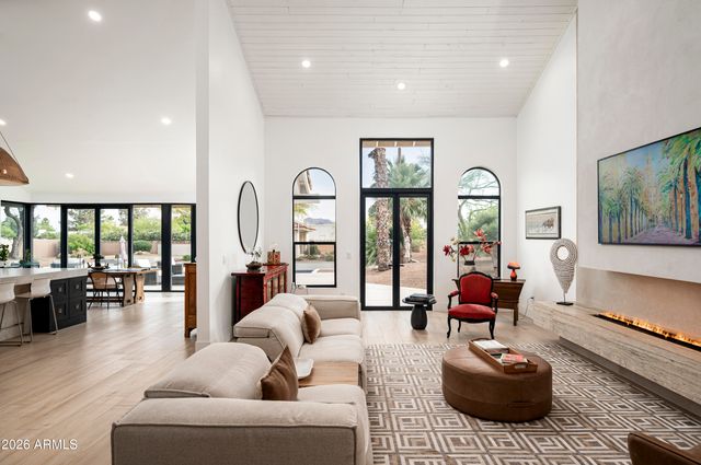 5301 E YUCCA Street, Scottsdale, AZ 85254