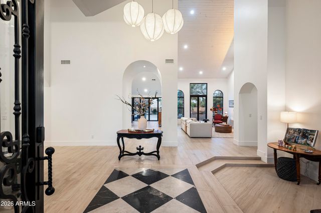 5301 E YUCCA Street, Scottsdale, AZ 85254