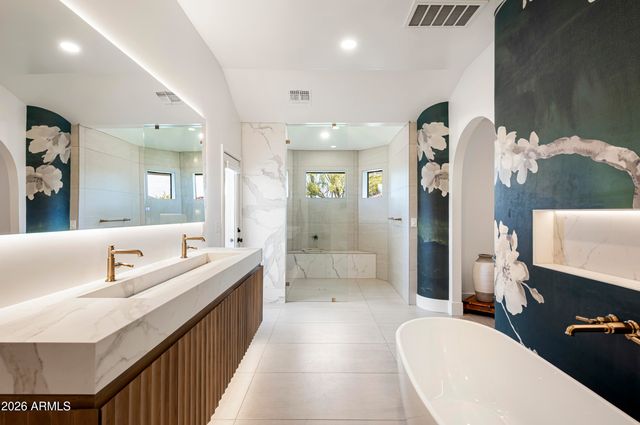 5301 E YUCCA Street, Scottsdale, AZ 85254