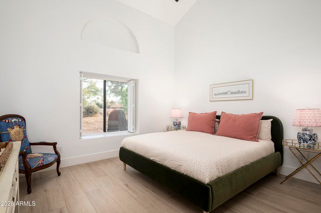 5301 E YUCCA Street, Scottsdale, AZ 85254