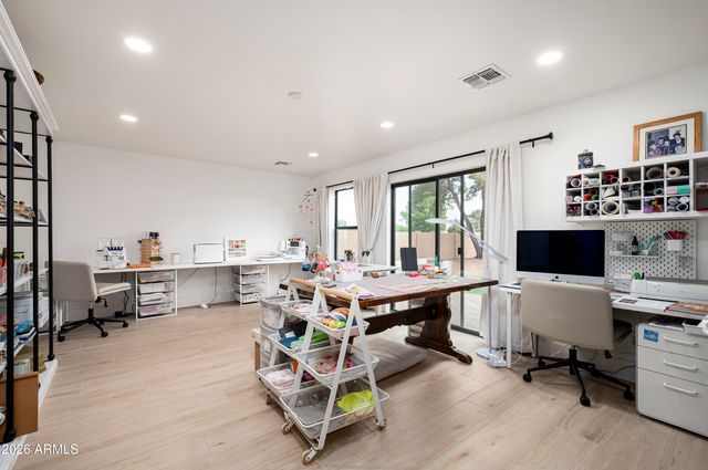 5301 E YUCCA Street, Scottsdale, AZ 85254