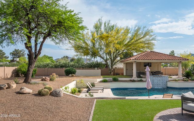 5301 E YUCCA Street, Scottsdale, AZ 85254