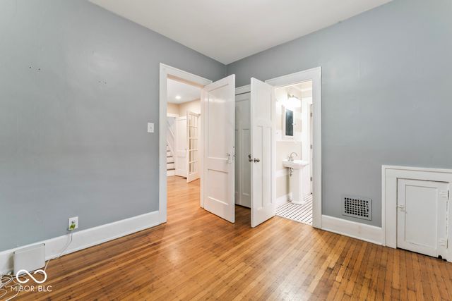 4705 Carrollton Avenue, Indianapolis, IN 46205