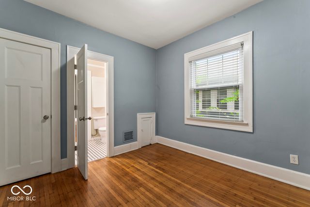 4705 Carrollton Avenue, Indianapolis, IN 46205