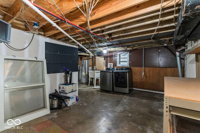 4705 Carrollton Avenue, Indianapolis, IN 46205