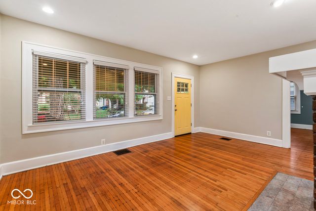 4705 Carrollton Avenue, Indianapolis, IN 46205