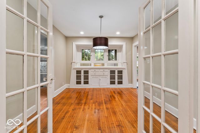 4705 Carrollton Avenue, Indianapolis, IN 46205