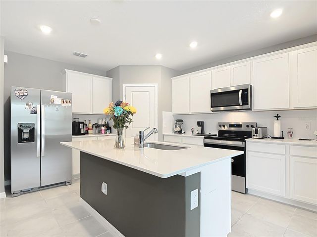 459 PINE TREE BOULEVARD, Lake Alfred, FL 33850