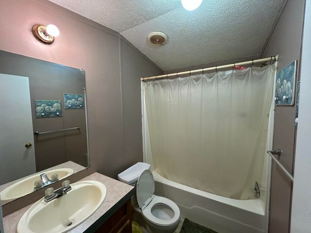 4483 Ilium Lane, Walker, MI 49534