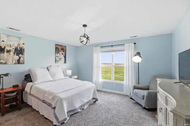 10410 Chesterhills Court, New Haven, IN 46774