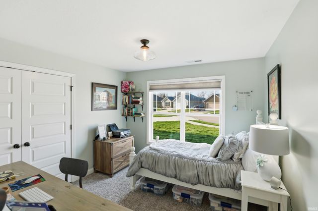 10410 Chesterhills Court, New Haven, IN 46774