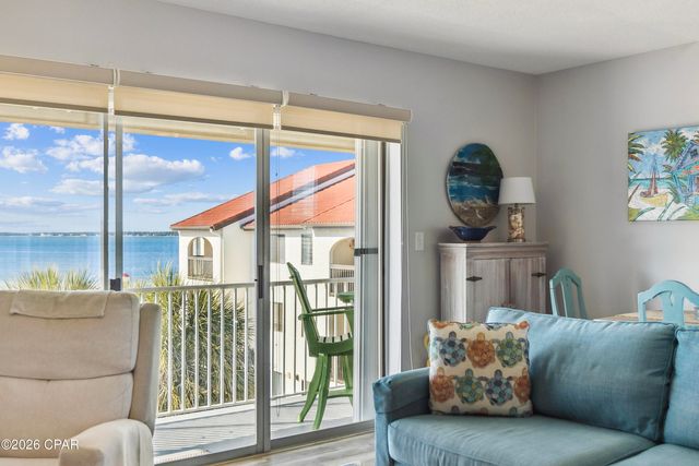 7464 Sunset Harbor Drive 133, Navarre, FL 32566