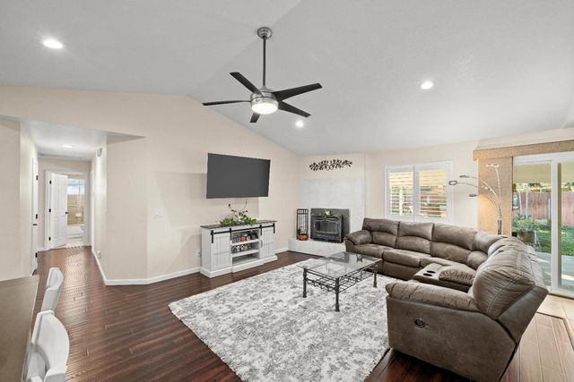 2768 Butte House Rd, Yuba City, CA 95993