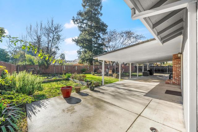 2768 Butte House Rd, Yuba City, CA 95993