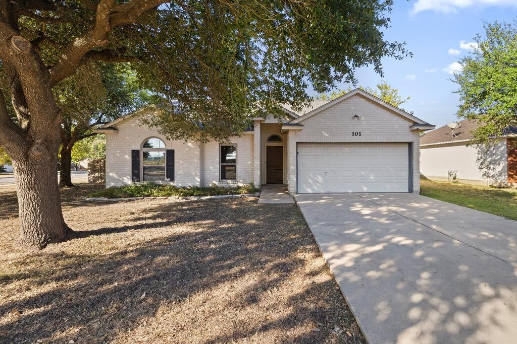 101 Bluejay CV, Hutto, TX 78634