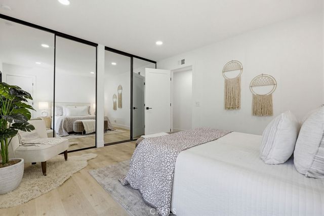 410 W Crystal View, Orange, CA 92865