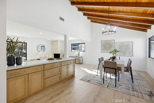 410 W Crystal View, Orange, CA 92865