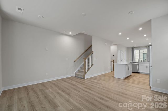 460 Spearfield Lane, Charlotte, NC 28205