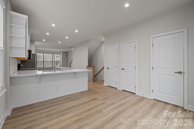 460 Spearfield Lane, Charlotte, NC 28205