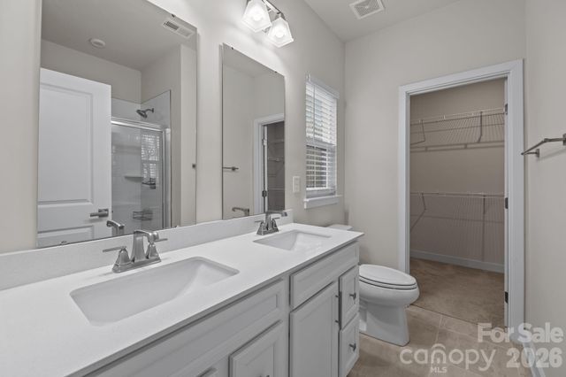 460 Spearfield Lane, Charlotte, NC 28205