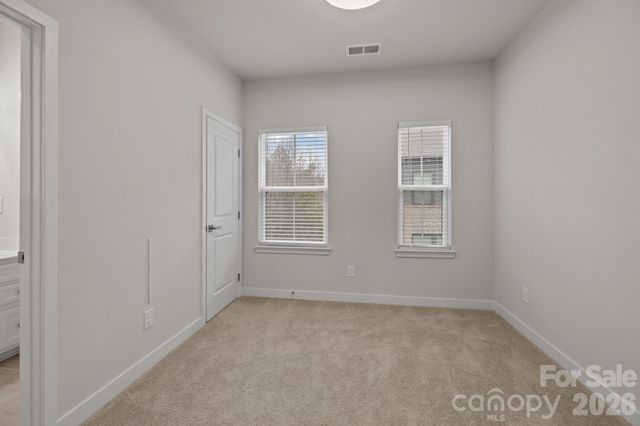 460 Spearfield Lane, Charlotte, NC 28205