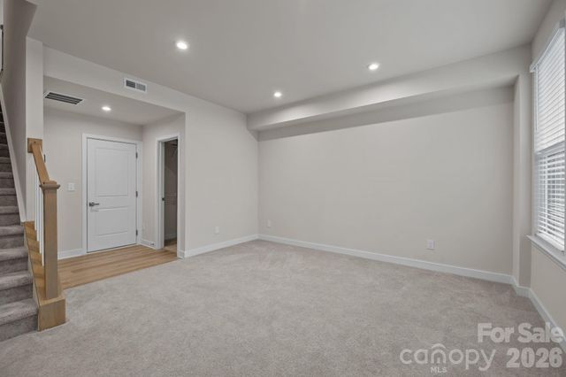 460 Spearfield Lane, Charlotte, NC 28205