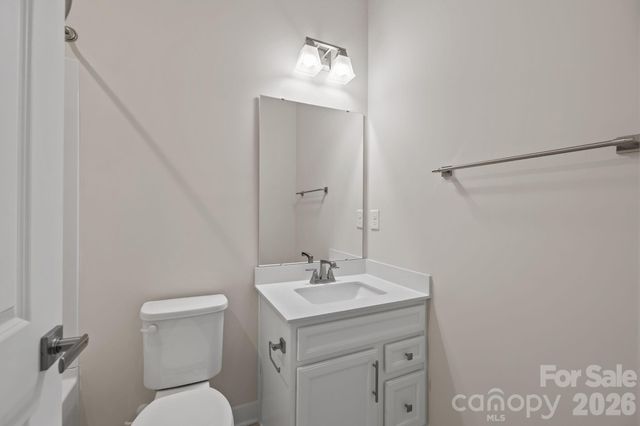 460 Spearfield Lane, Charlotte, NC 28205