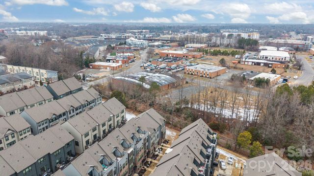 460 Spearfield Lane, Charlotte, NC 28205