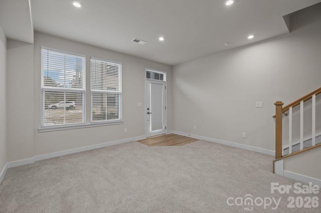 460 Spearfield Lane, Charlotte, NC 28205