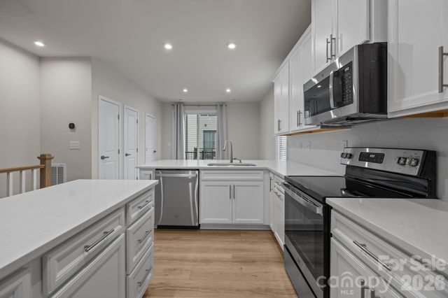 460 Spearfield Lane, Charlotte, NC 28205