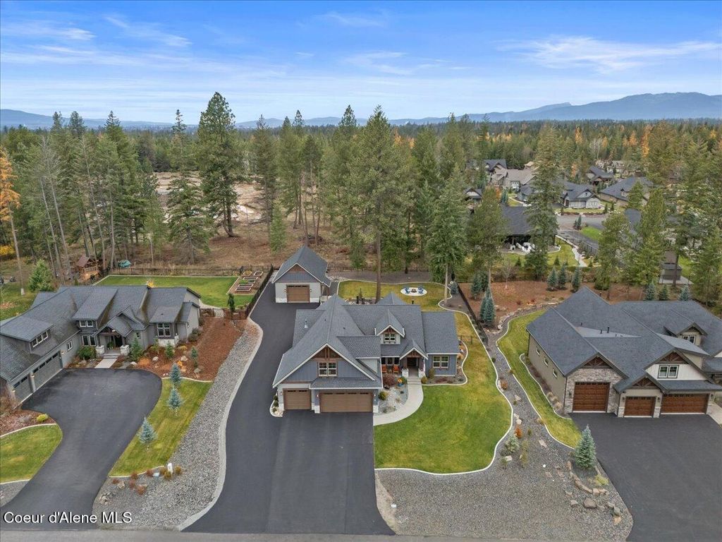 11633 N Spiraea LN, Hayden, ID 83835 photo 4