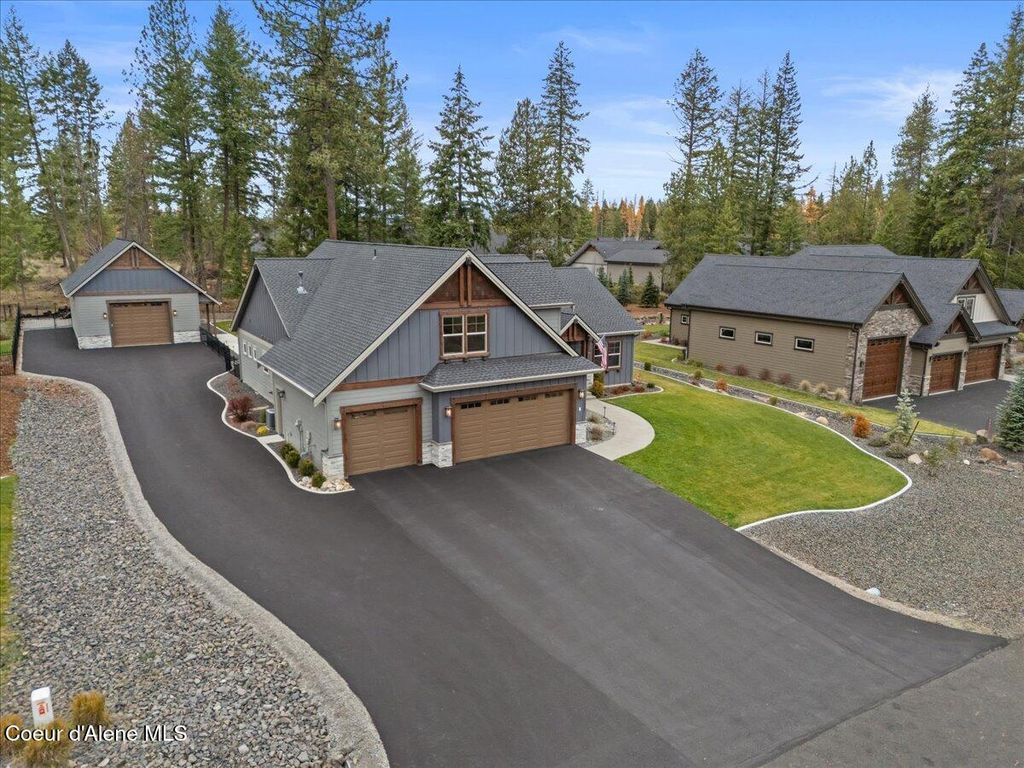 11633 N Spiraea LN, Hayden, ID 83835 photo 8