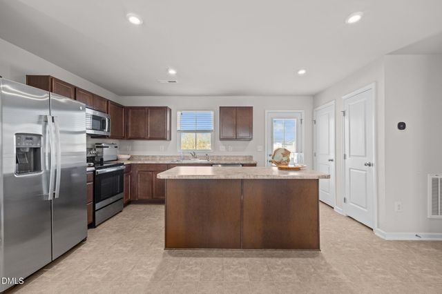 160 Day Song Court, Lillington, NC 27546