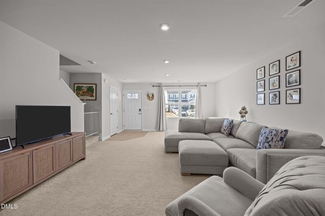 160 Day Song Court, Lillington, NC 27546