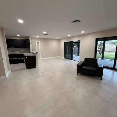 19229 E Lake Drive, Hialeah, FL 33015