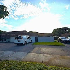 19229 E Lake Drive, Hialeah, FL 33015