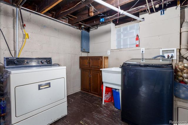 7100 Cahalan Street, Detroit, MI 48209