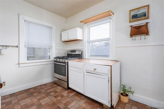 7100 Cahalan Street, Detroit, MI 48209