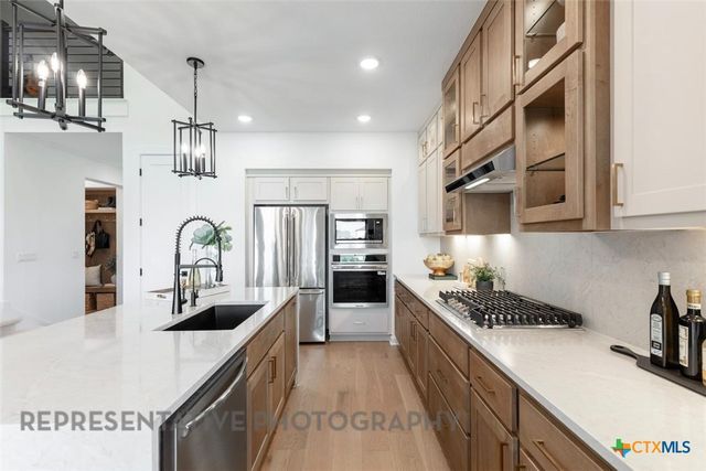 9616 Golden Lion Drive, Austin, TX 78744