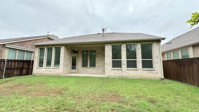 8005 Lindheimer Lane, Mckinney, TX 75071
