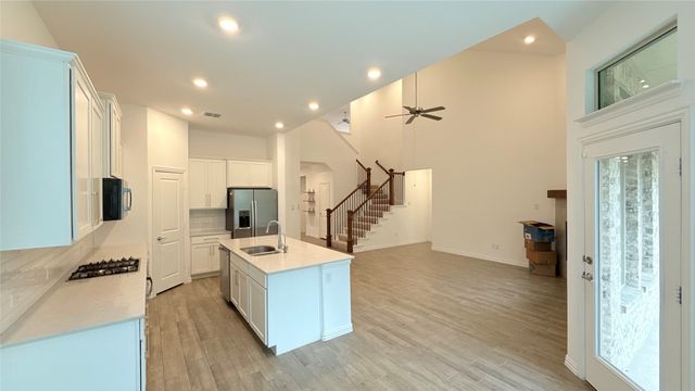 8005 Lindheimer Lane, Mckinney, TX 75071