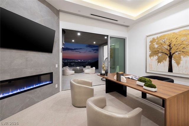 665 Overlook Rim Drive, Henderson, NV 89012